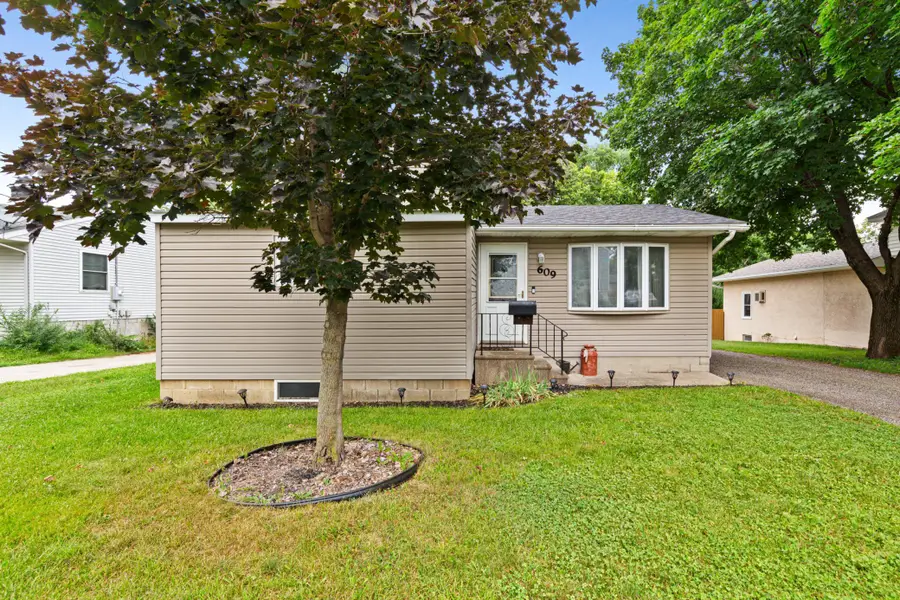 609 Short Street, Faribault, MN 55021 - #2