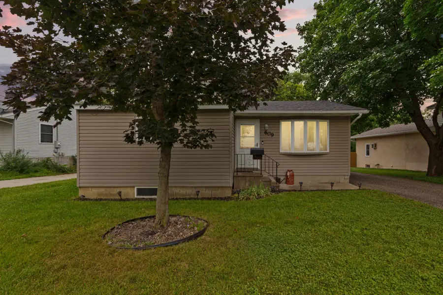 609 Short Street, Faribault, MN 55021 - #3