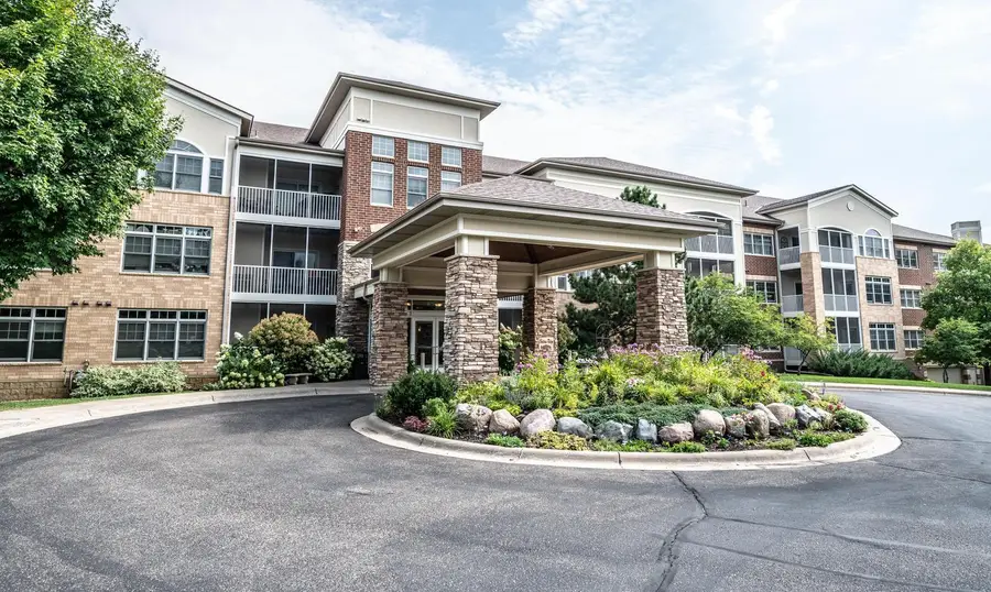 500 Greenhaven Drive #205, Burnsville, MN 55306 - #2