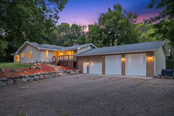 20840 Hidden Ponds Drive, Rogers, MN 55374