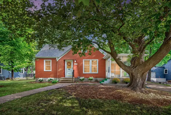 309 1st Street N, Hopkins, MN 55343