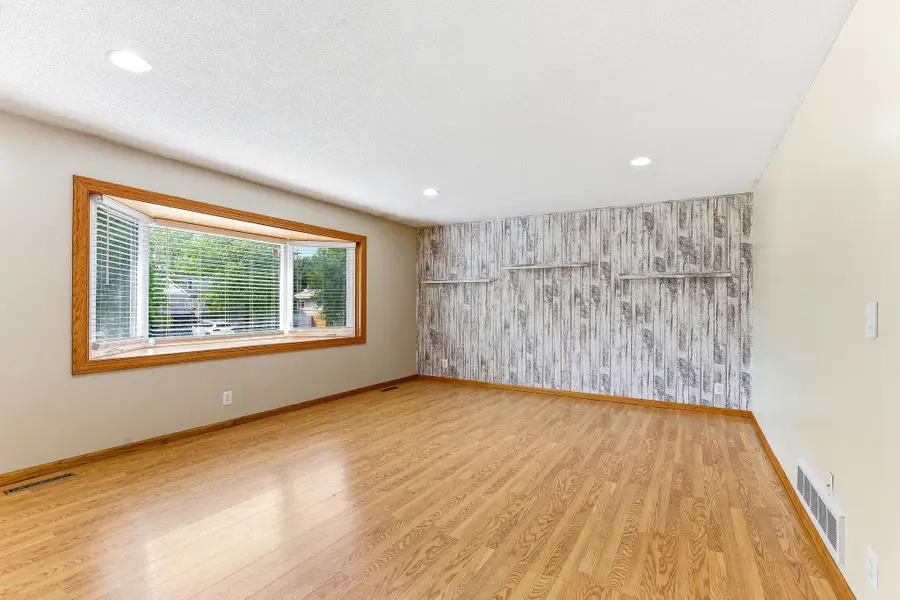 3855 66th Street E, Inver Grove Heights, MN 55076 - #3