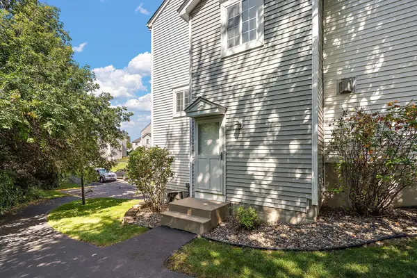 13093 Crimson Clover Lane, Eden Prairie, MN 55347