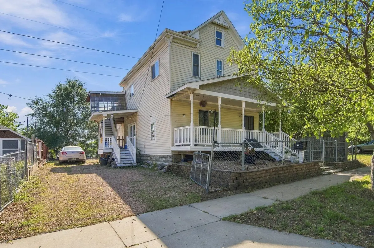 204 Acker Street E, Saint Paul, MN 55117 - #1