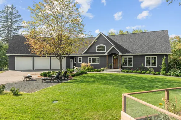6320 Steller Circle, Excelsior, MN 55331