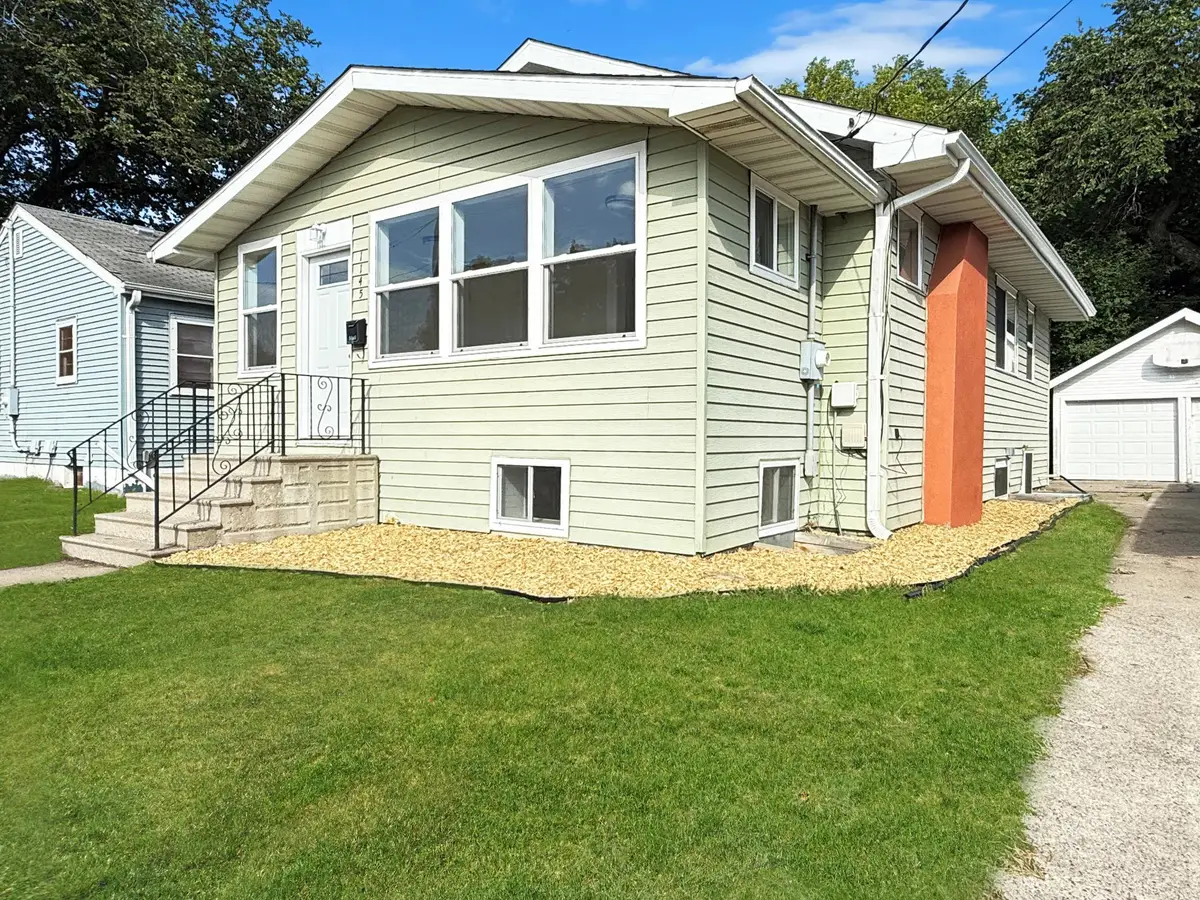 1145 9th Street N, Fargo, ND 58102 - #1