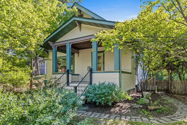 2150 Knapp Street, Saint Paul, MN 55108