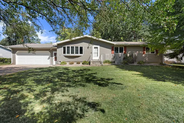 112 13th Avenue Nw, Waseca, MN 56093