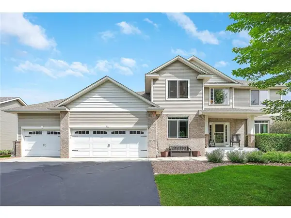 10425 Vera Cruz Drive N, Minneapolis, MN 55443