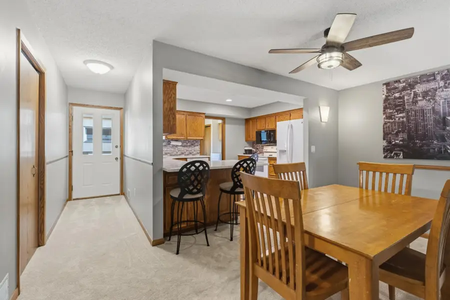 1685 6th Avenue W, Shakopee, MN 55379 - #3