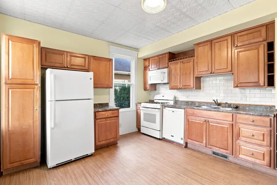 190 Annapolis Street E, Saint Paul, MN 55118 - #2