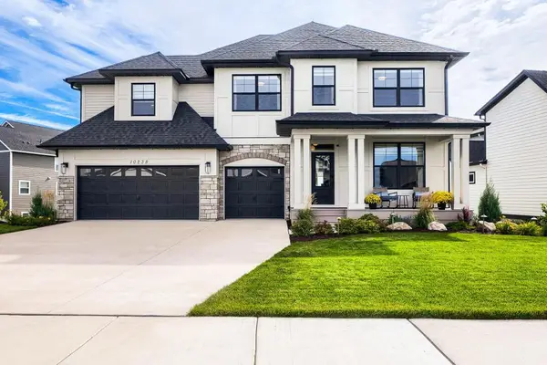 10238 Shadyview Lane N, Maple Grove, MN 55311