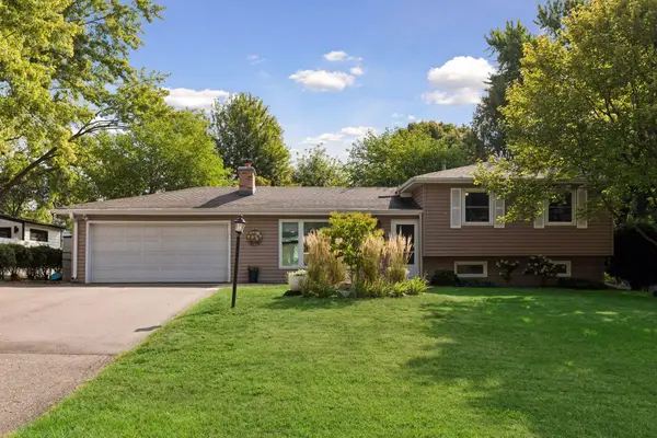 2230 Decatur Avenue N, Golden Valley, MN 55427