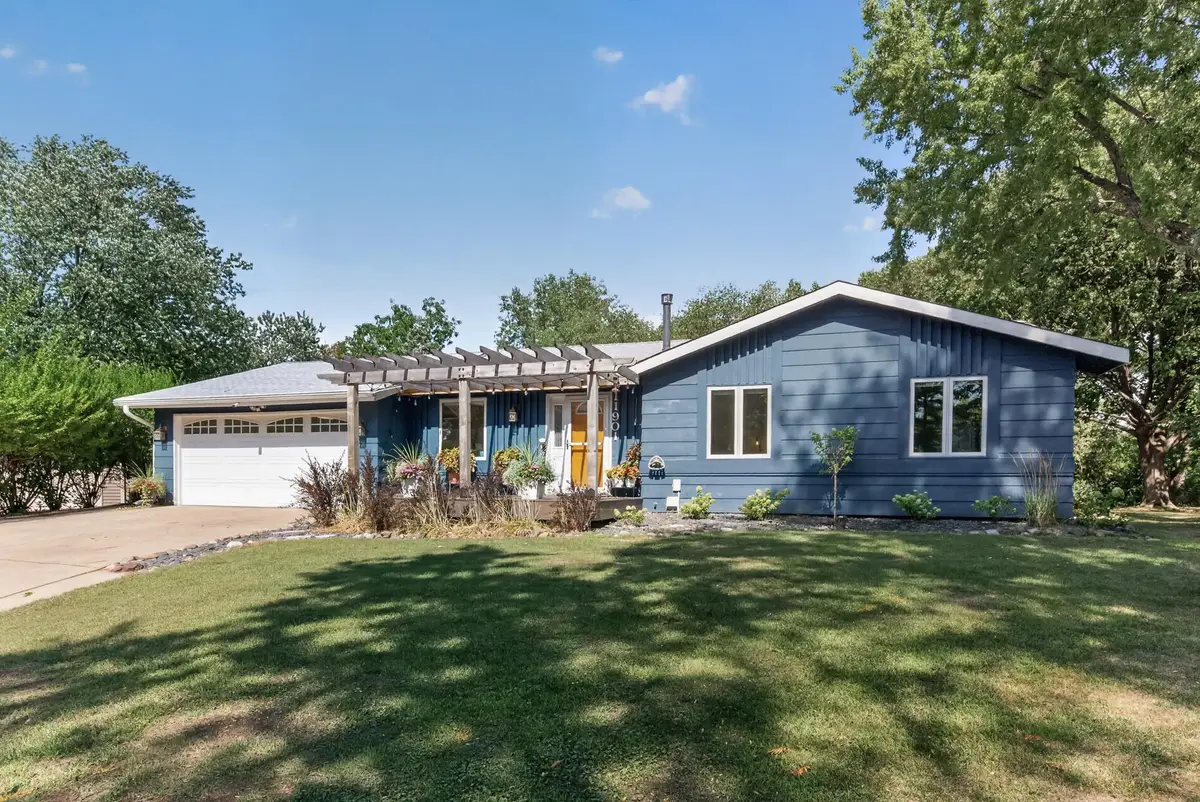 11901 River Hills Circle, Burnsville, MN 55337 - #1