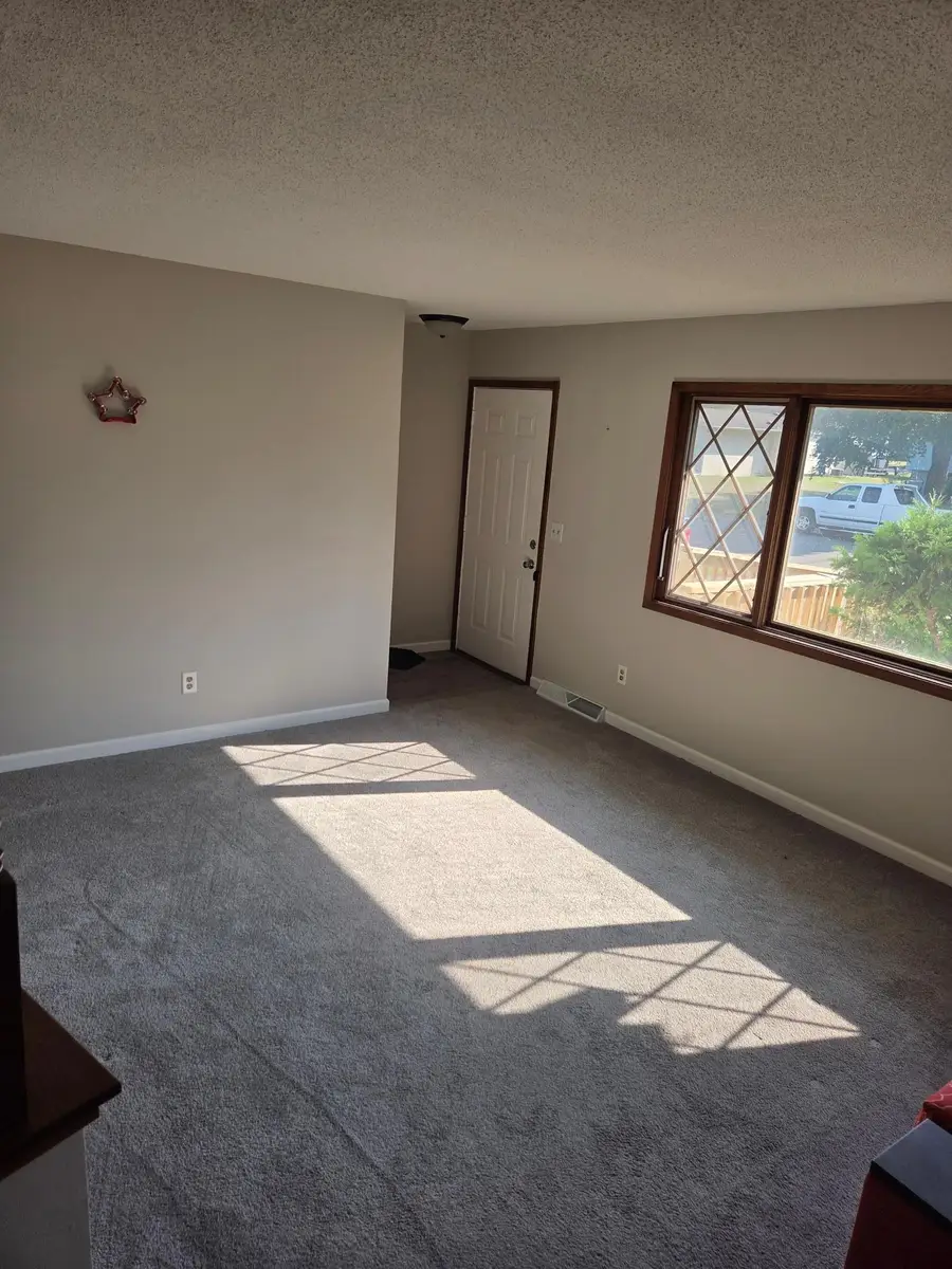 7909 Brunswick Avenue N, Brooklyn Park, MN 55443 - #3