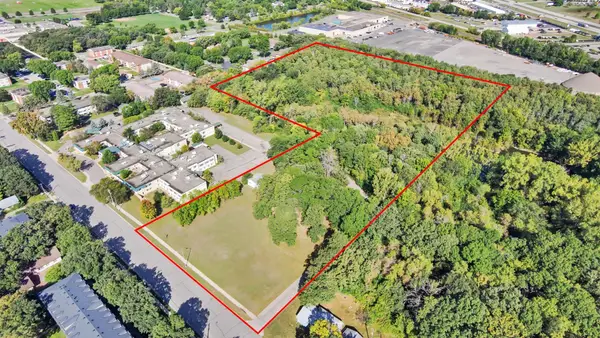 1815 University Drive Se, Saint Cloud, MN 56304