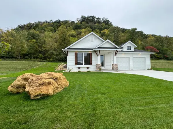 2563 Clubhouse Drive, Lake City, MN 55041
