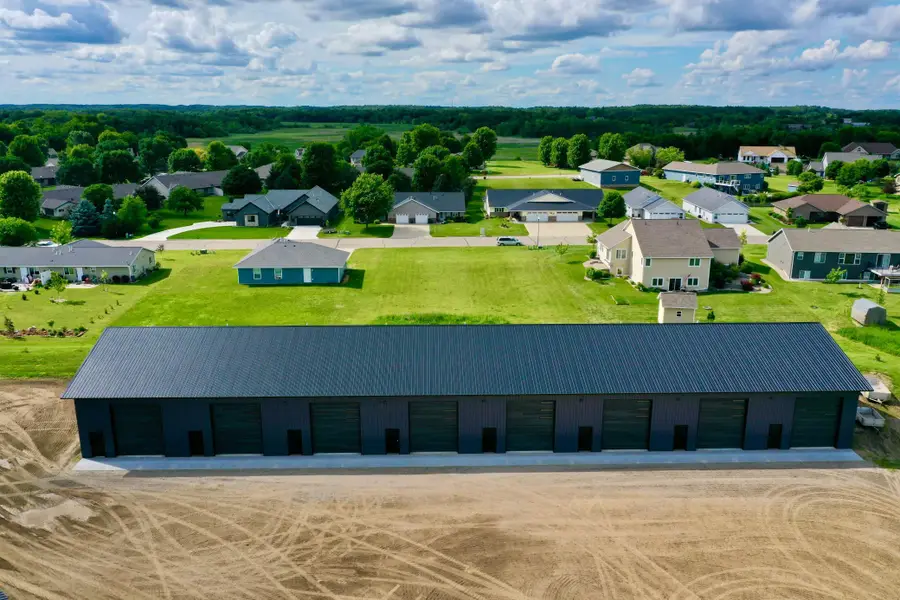 610 4th Avenue Sw, New London, MN 56273 - #3
