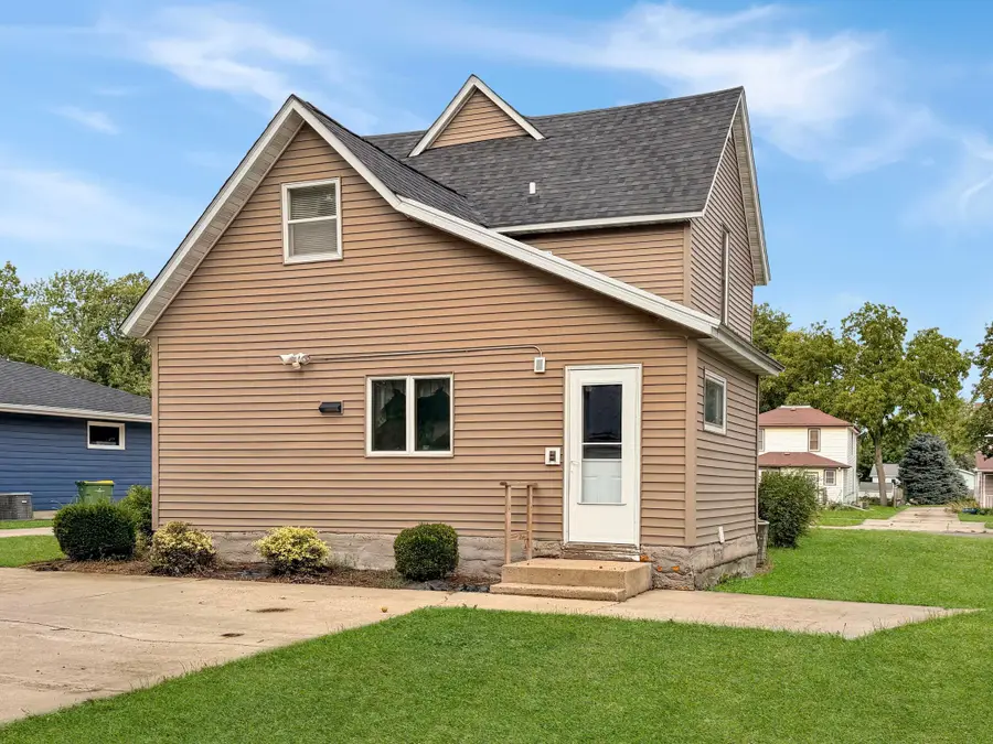 410 N 6th Street, Marshall, MN 56258 - #2