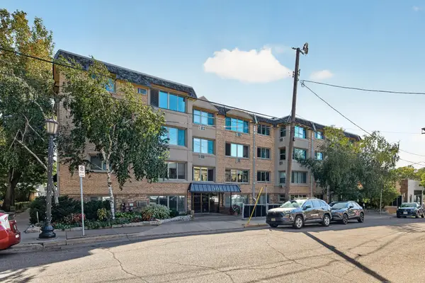 2727 W 43rd Street #311, Minneapolis, MN 55410