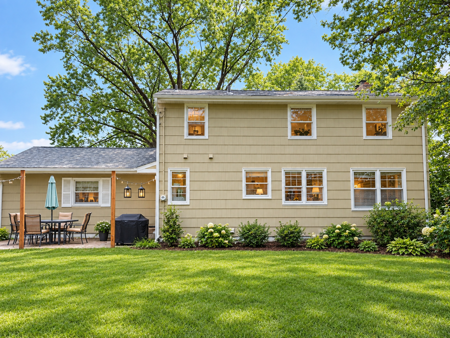 747 Grandview Avenue W, Roseville, MN 55113 - #2