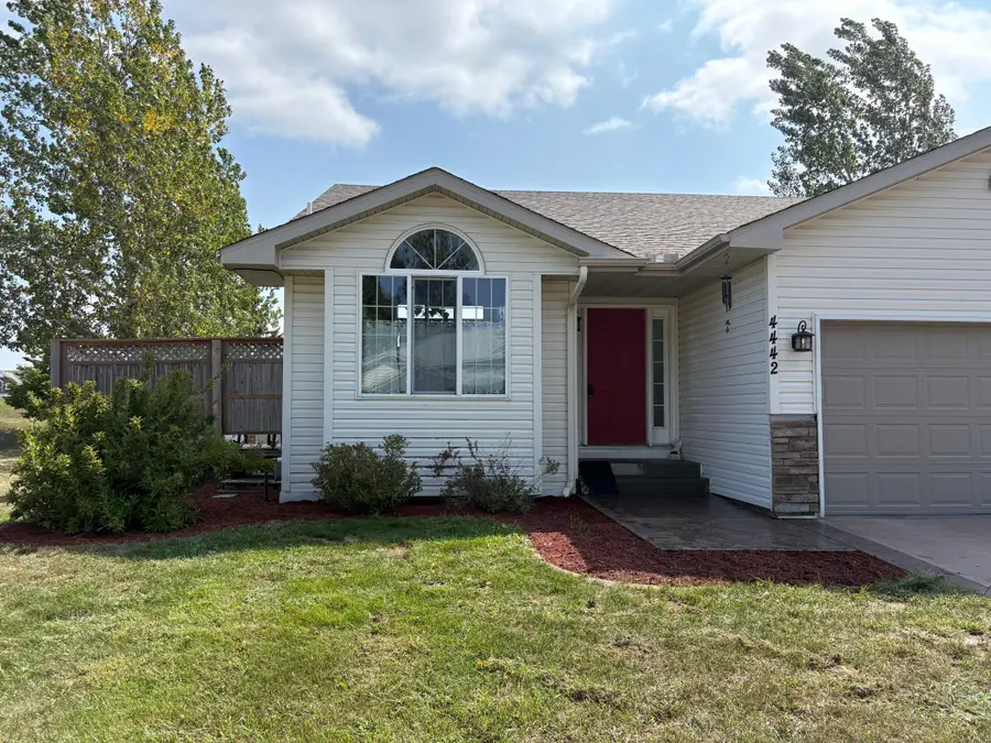 4442 Eakern Circle Ne, Monticello, MN 55362 - #2