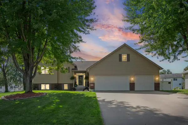 9508 204th Street W, Lakeville, MN 55044