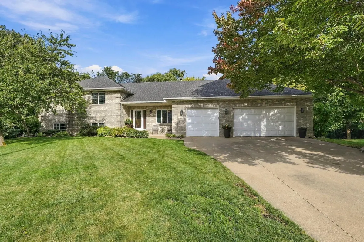 2580 Brinkhaus Street, Chaska, MN 55318 - #1