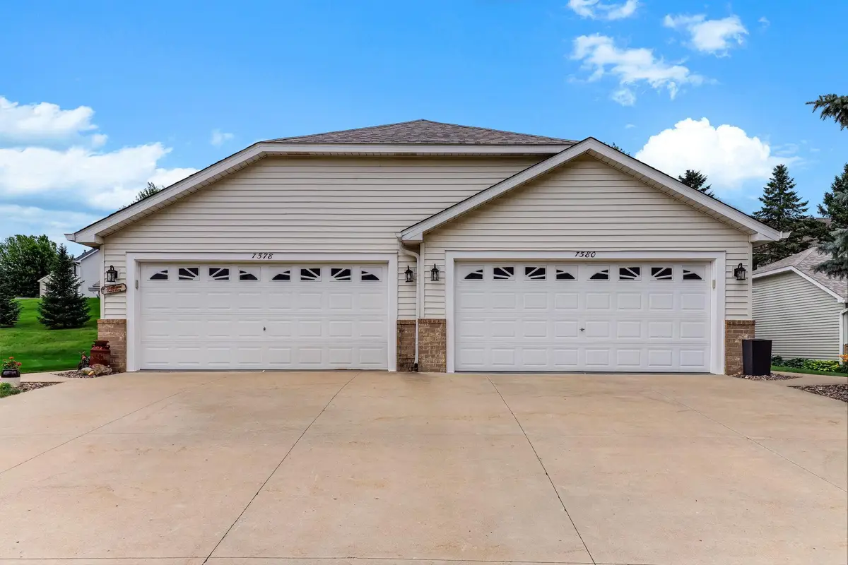 7580 Newbury Road, Woodbury, MN 55125 - #1