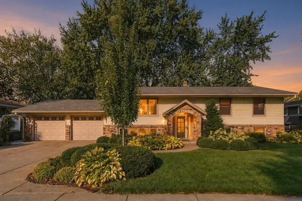 2749 Hilltop Court, North Saint Paul, MN 55109