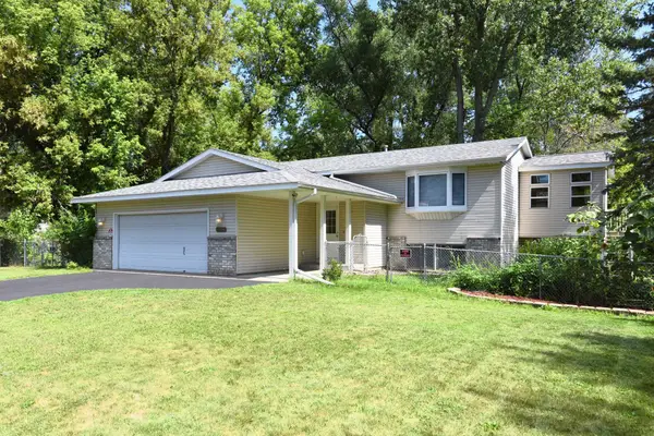 5506 Prospect Avenue, White Bear Lake, MN 55110