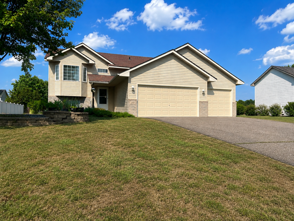 477 Shannon Drive, Big Lake, MN 55309
