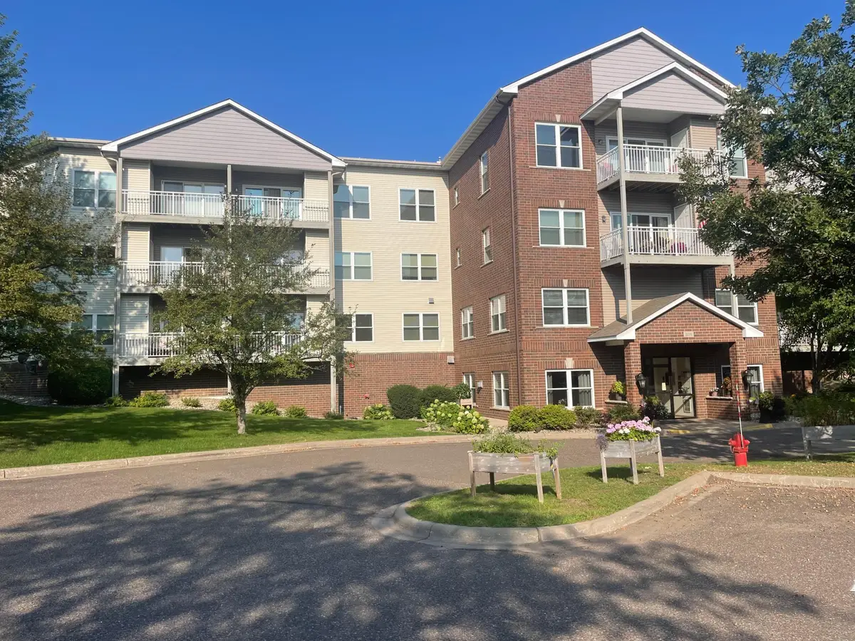 2231 Penn Place #305, North Saint Paul, MN 55109 - #1
