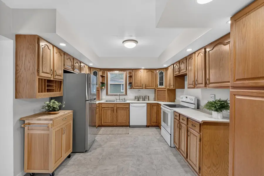 5617 4th Street Ne, Fridley, MN 55432 - #2