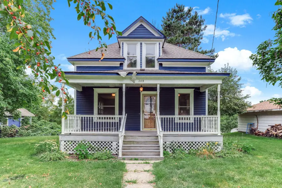 309 S Adams Street, Saint Croix Falls, WI 54024 - #2