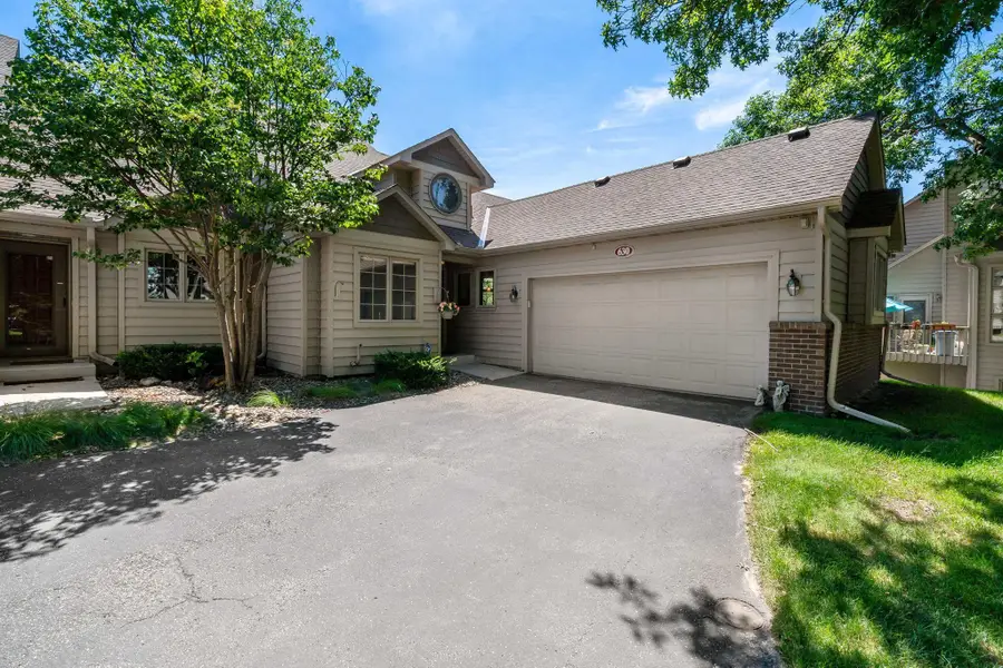 630 Sullivan Lane Ne, Minneapolis, MN 55421 - #2