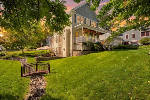 1402 4th Street N, Stillwater, MN 55082
