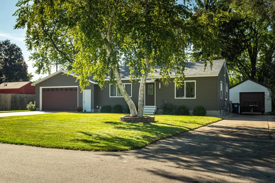 810 Hanson Road, La Crosse, WI 54603 - #2
