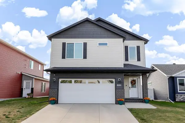 8081 Goldfinch Drive, Horace, ND 58047