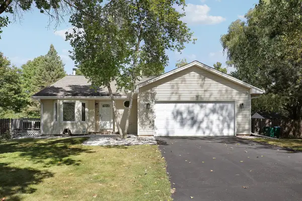 970 Redwing Court, Chanhassen, MN 55317