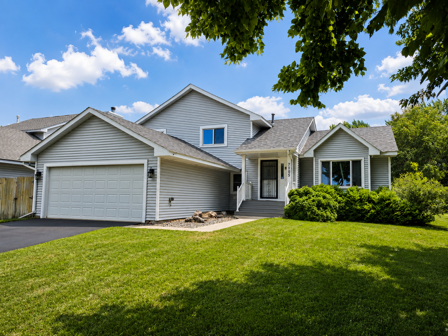 7005 Jocelyn Avenue S, Cottage Grove, MN 55016 - #2