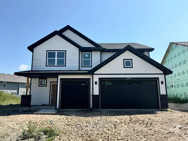 2307 Williams Street, Shakopee, MN 55379