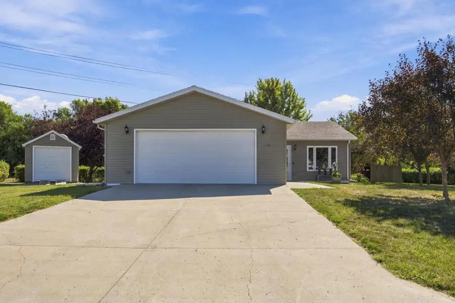 1706 12th Street N, Wahpeton, ND 58075 - #2