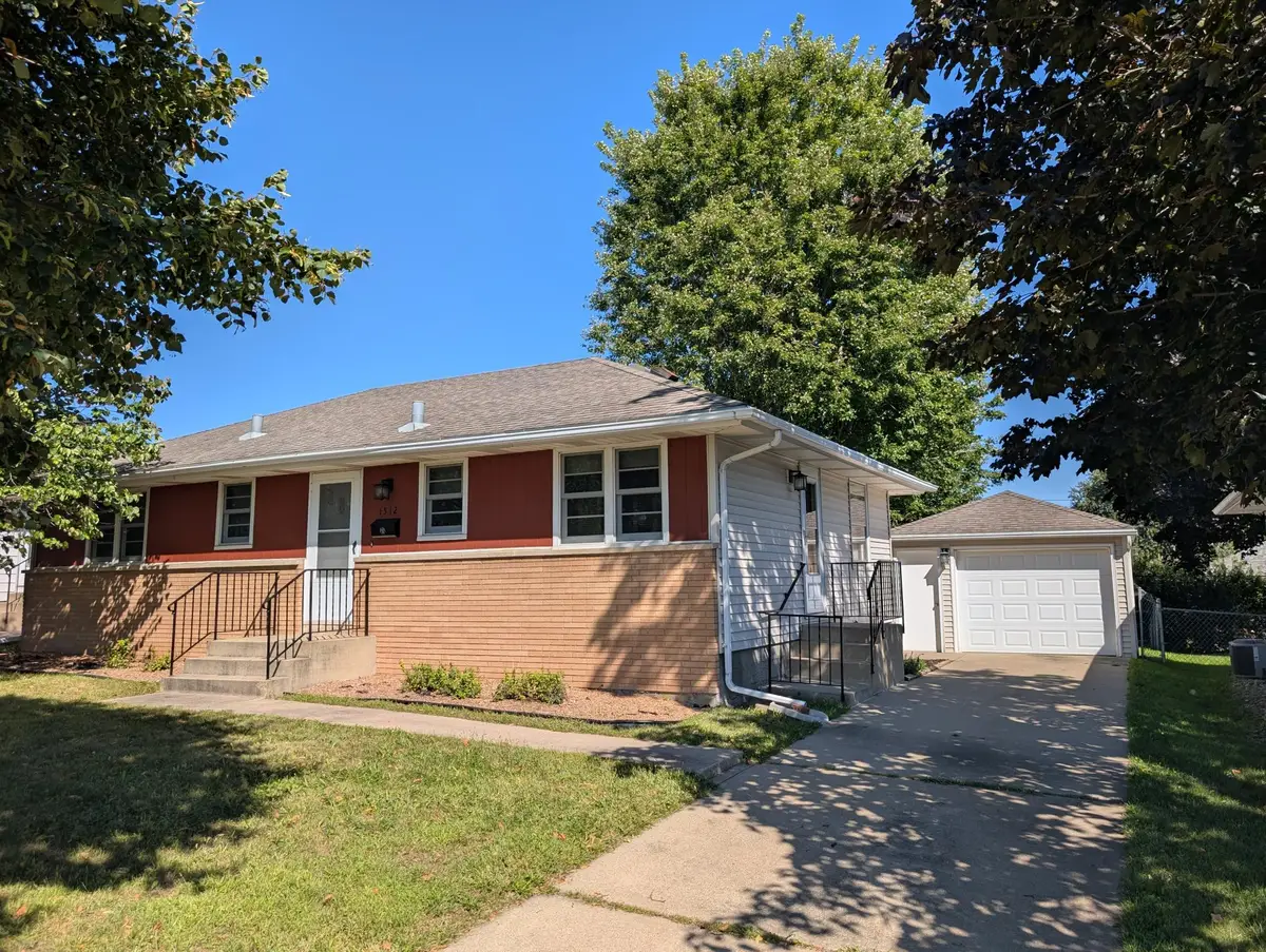 1512 16 1/2 Avenue, Rochester, MN 55901 - #1