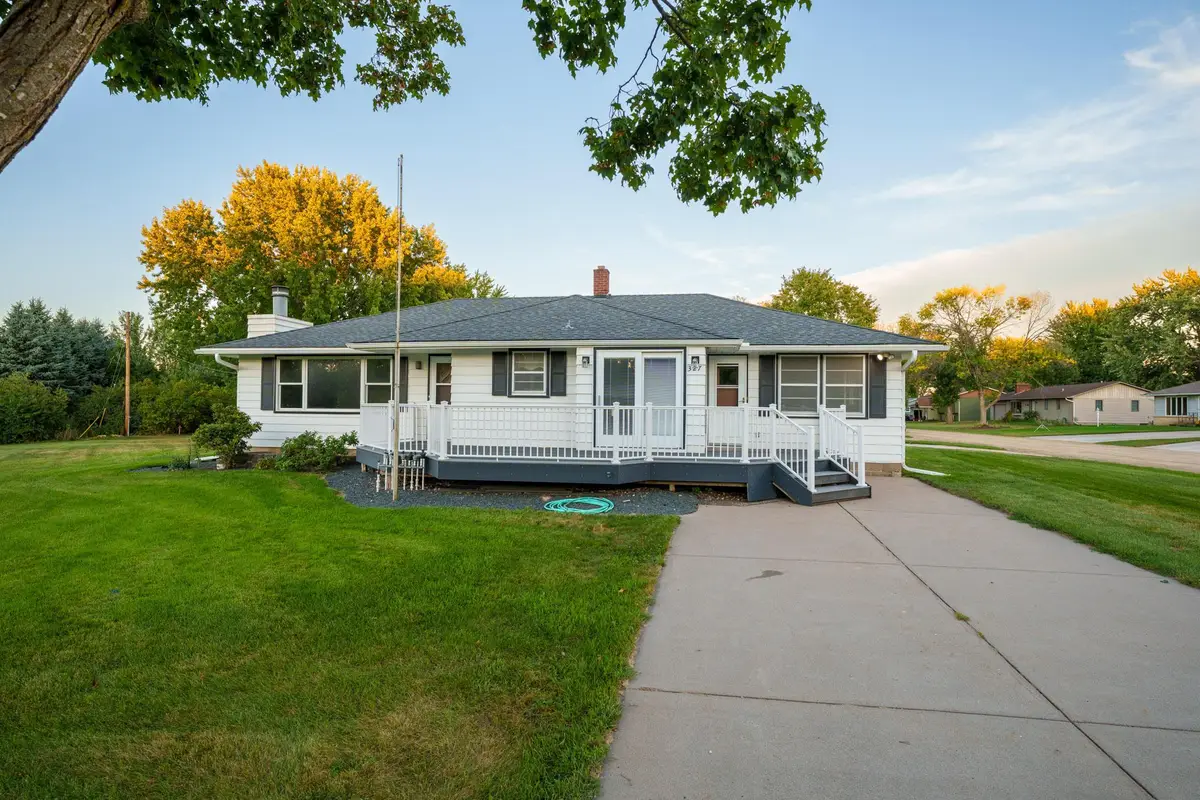 327 Pine Street, Vermillion, MN 55085 - #1