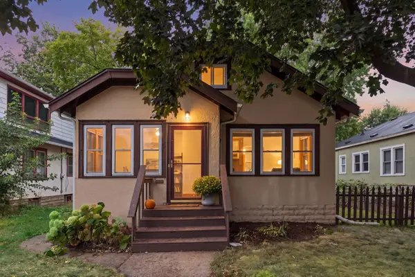 3821 29th Avenue S, Minneapolis, MN 55406