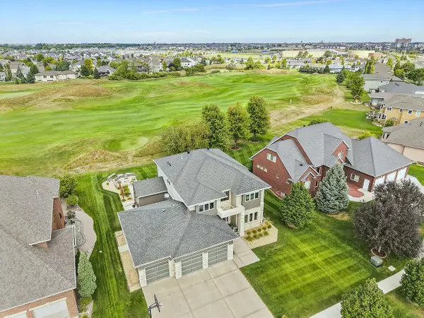 4345 Beach Lane S, Fargo, ND 58104