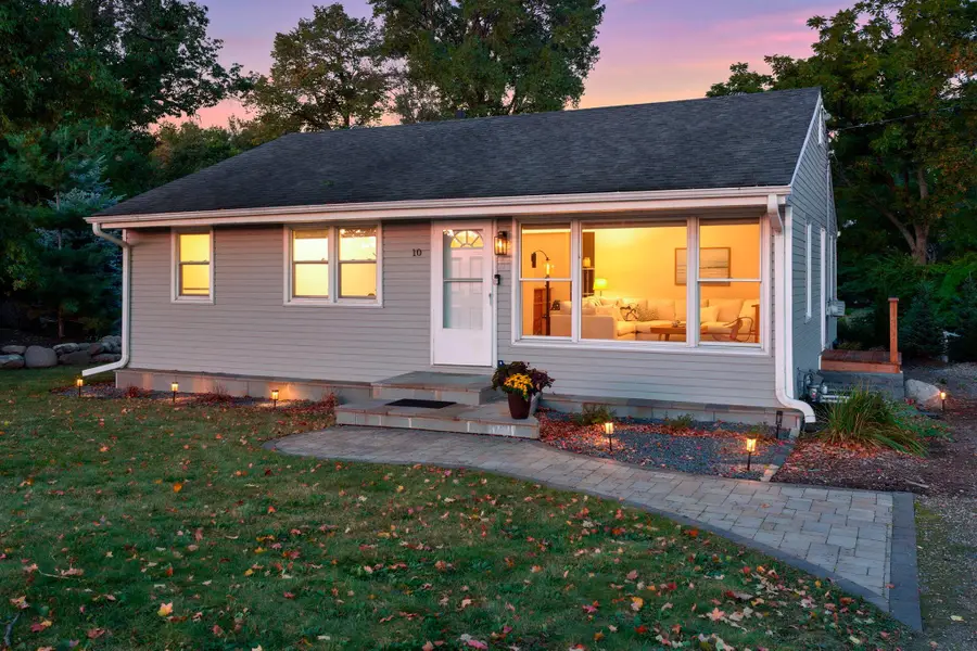 10 Woodlawn Avenue, Excelsior, MN 55331 - #2