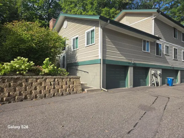 2721 Terraceview Lane N, Plymouth, MN 55447