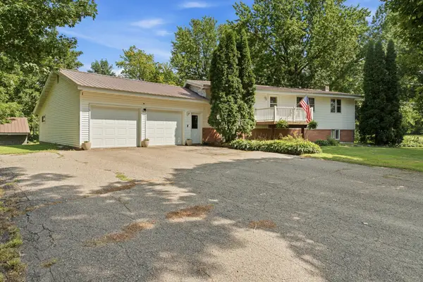 517 1st Street S, Waterville, MN 56096